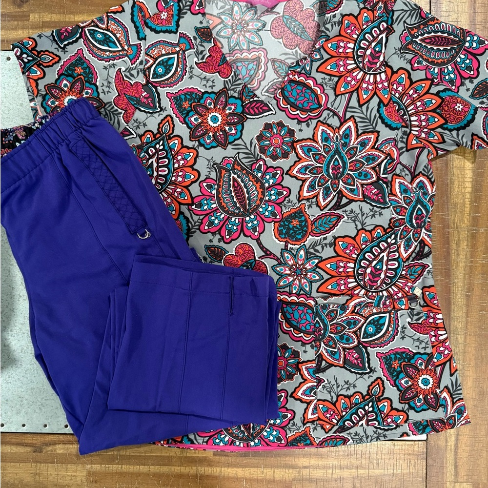 Vera Bradley scrub set